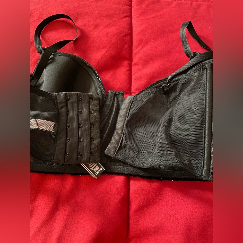 Victoria's Secret Black shiny Bralette 32B - Picture 10 of 10